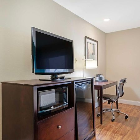 Best Western Plus Lonoke Hotel Buitenkant foto